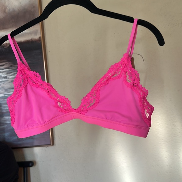 SKIMS FITS EVERYBODY LACE TRIANGLE BRALETTE TAFFY Multi size L NWT - Picture 2 of 5